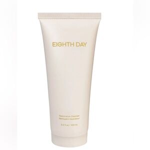EIGHTH‎ DAY The Restorative Cleanser